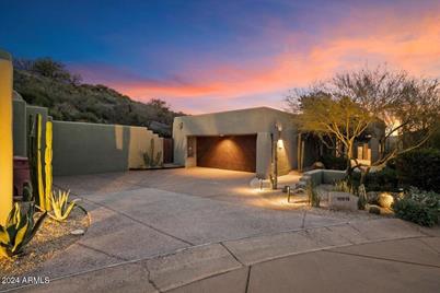 10015 E Graythorn Drive, Scottsdale, AZ 85262 - Photo 1