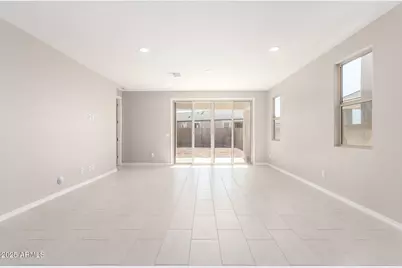 40347 W Wade Drive, Maricopa, AZ 85138 - Photo 7