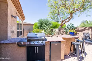 12368 W Hedge Hog Pl, Peoria, AZ 85383 - Photo 19