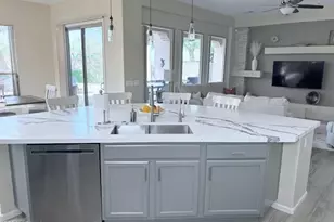 12368 W Hedge Hog Pl, Peoria, AZ 85383 - Photo 5