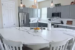 12368 W Hedge Hog Pl, Peoria, AZ 85383 - Photo 3