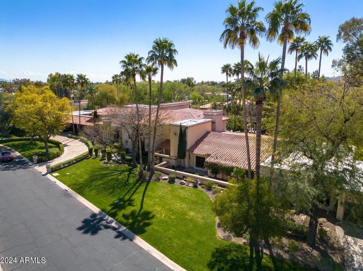 6107 Paradise Dr, Scottsdale AZ 85260-5433 exterior