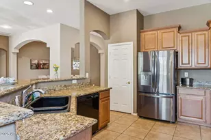 32008 N 23rd Ave, Phoenix, AZ 85085 - Photo 9