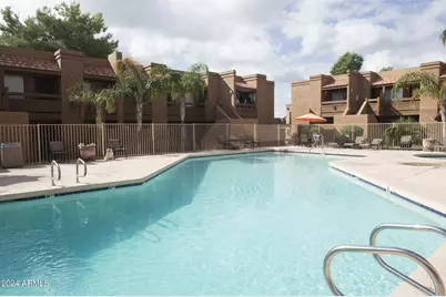 8450 N 67th Avenue #2, Glendale, AZ 85302 - Photo 1