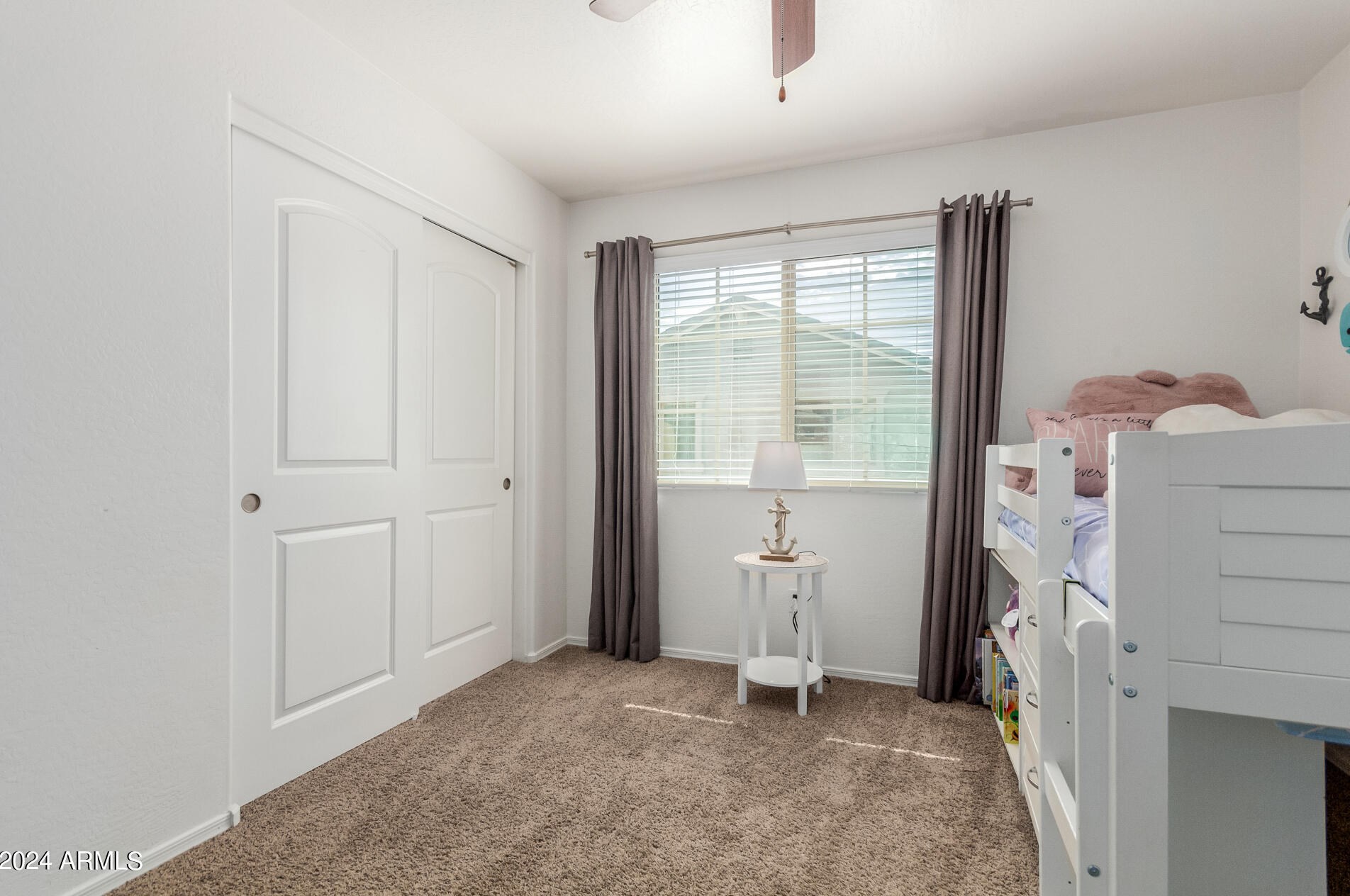 2040 Heartwood Ln, Phoenix AZ  85022-2986 exterior