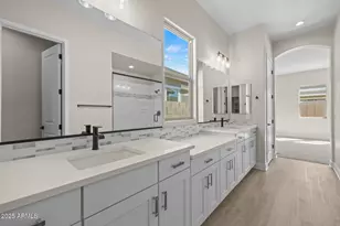 22437 E Cattle Dr, Queen Creek, AZ 85142 - Photo 27