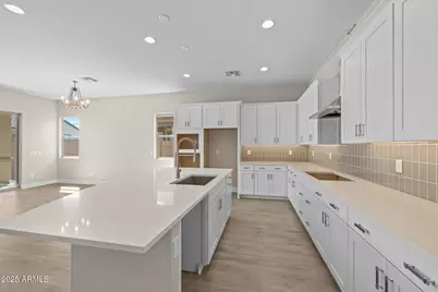 22437 E Cattle Drive, Queen Creek, AZ 85142 - Photo 5