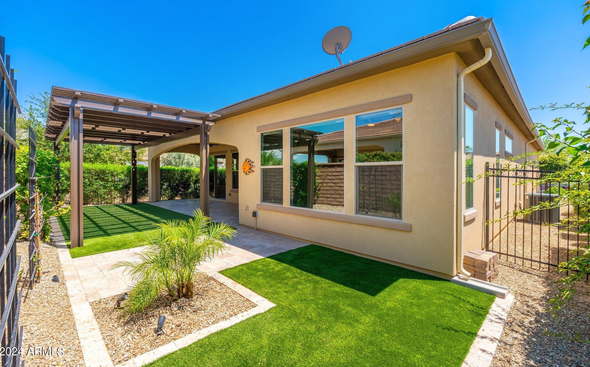 404 Harmony Way, San Tan Valley AZ  85140-5309 exterior
