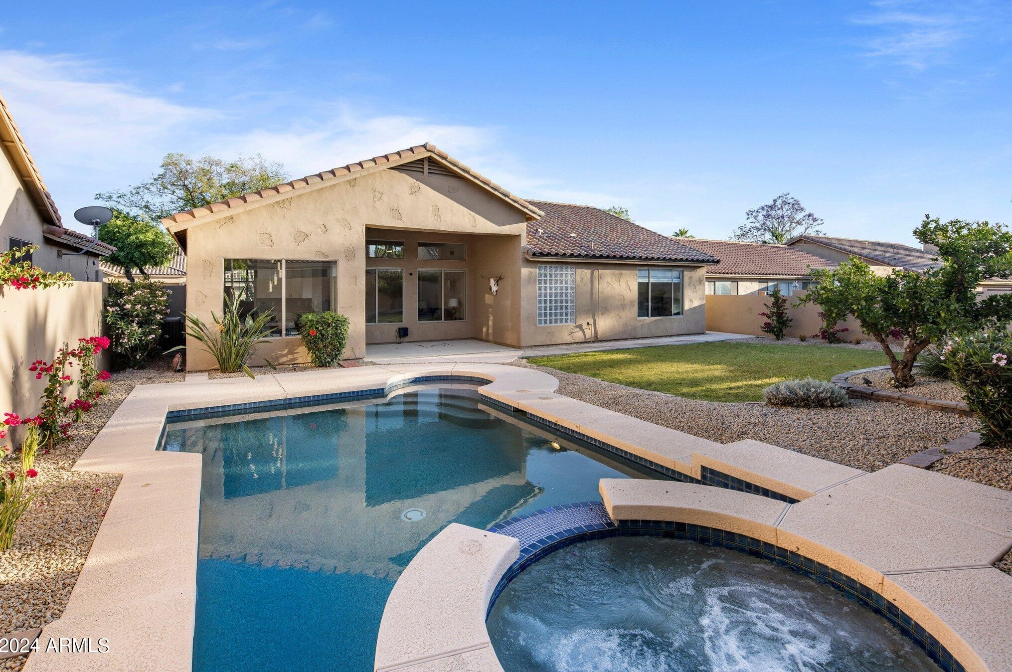 9872 Winchcomb Dr, Scottsdale AZ  85260-3845 exterior
