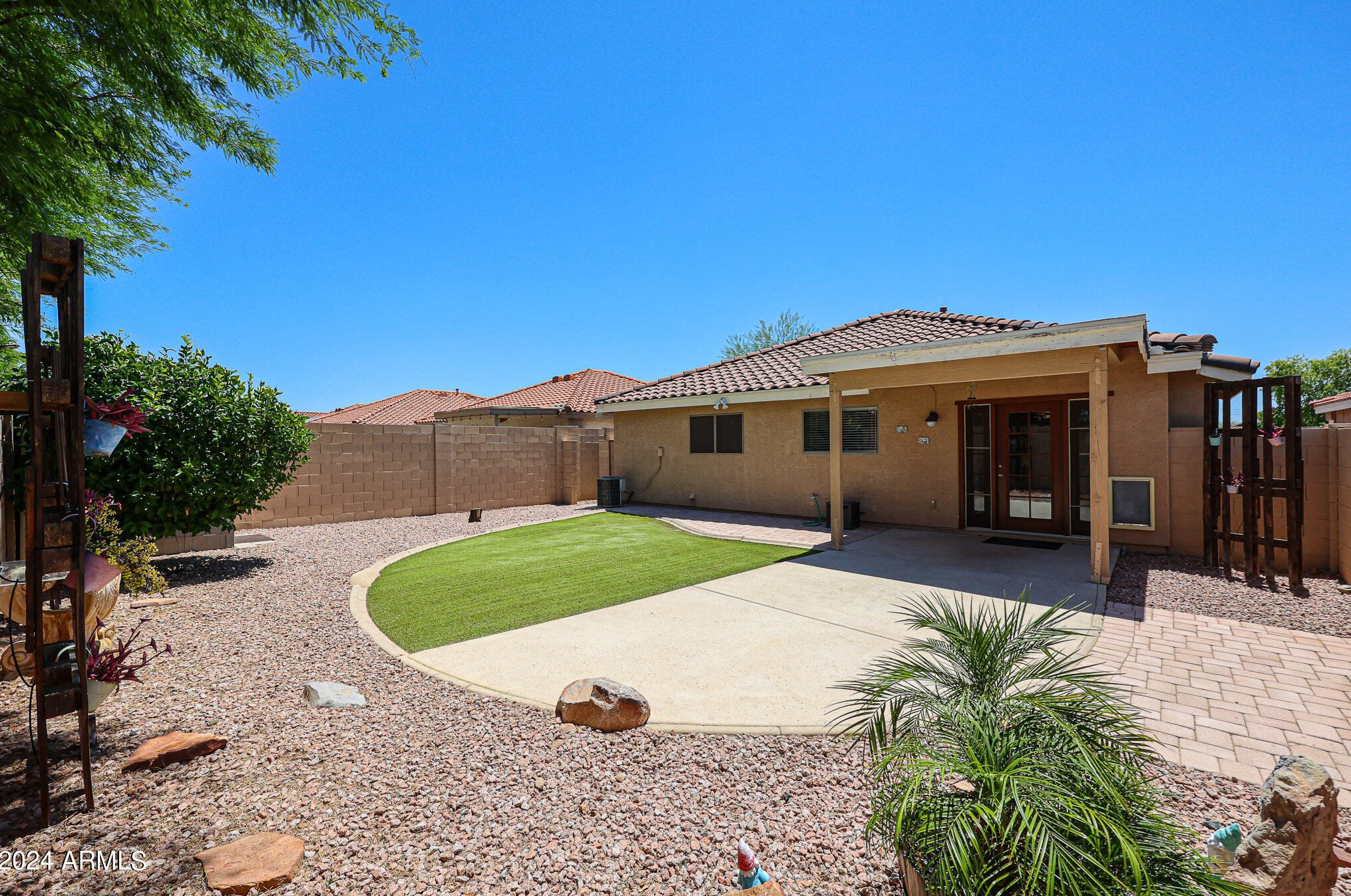 10534 Sands Dr, Peoria AZ  85383-1781 exterior