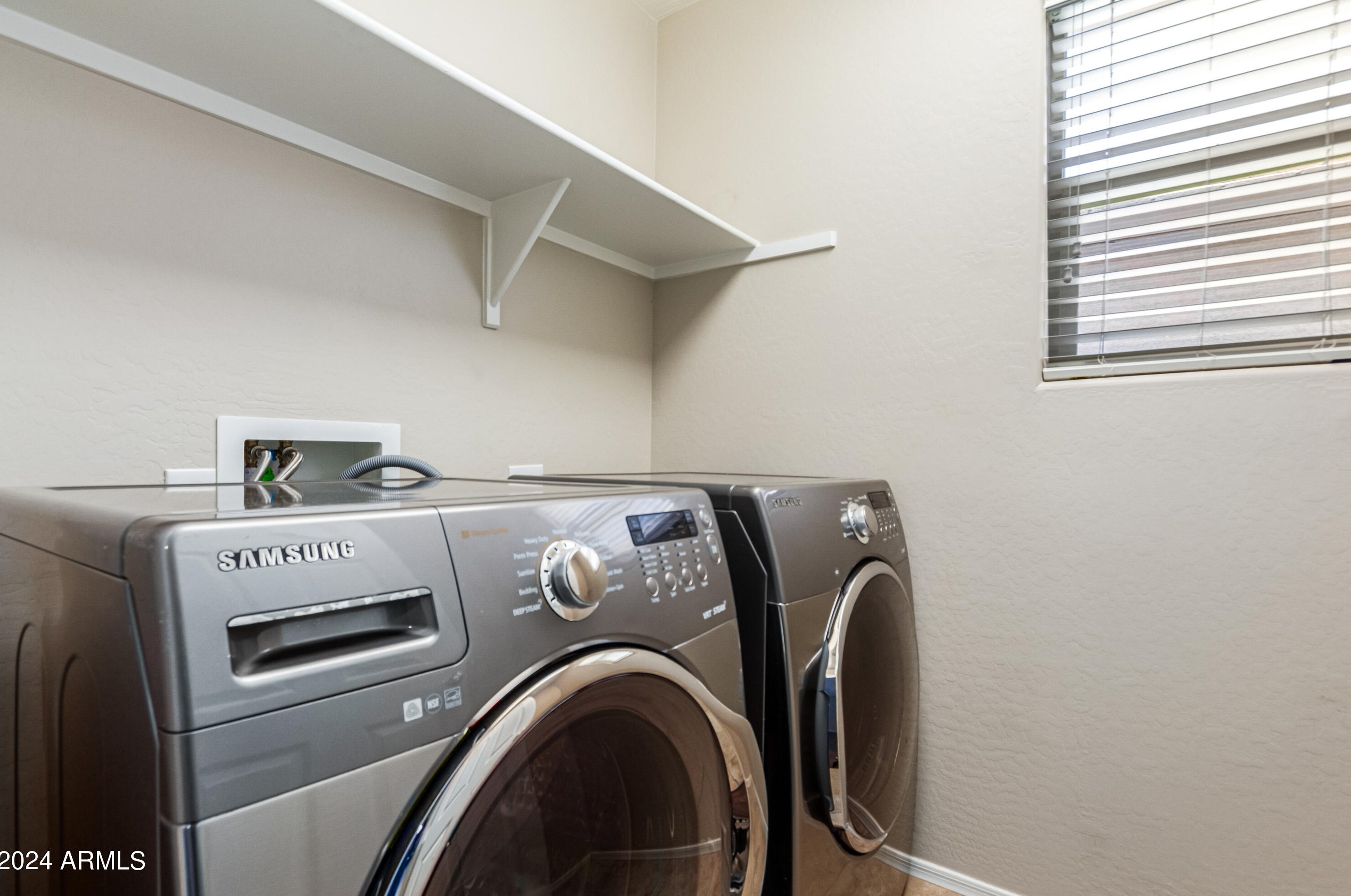 2335 73rd Dr, Phoenix AZ  85035-3268 exterior