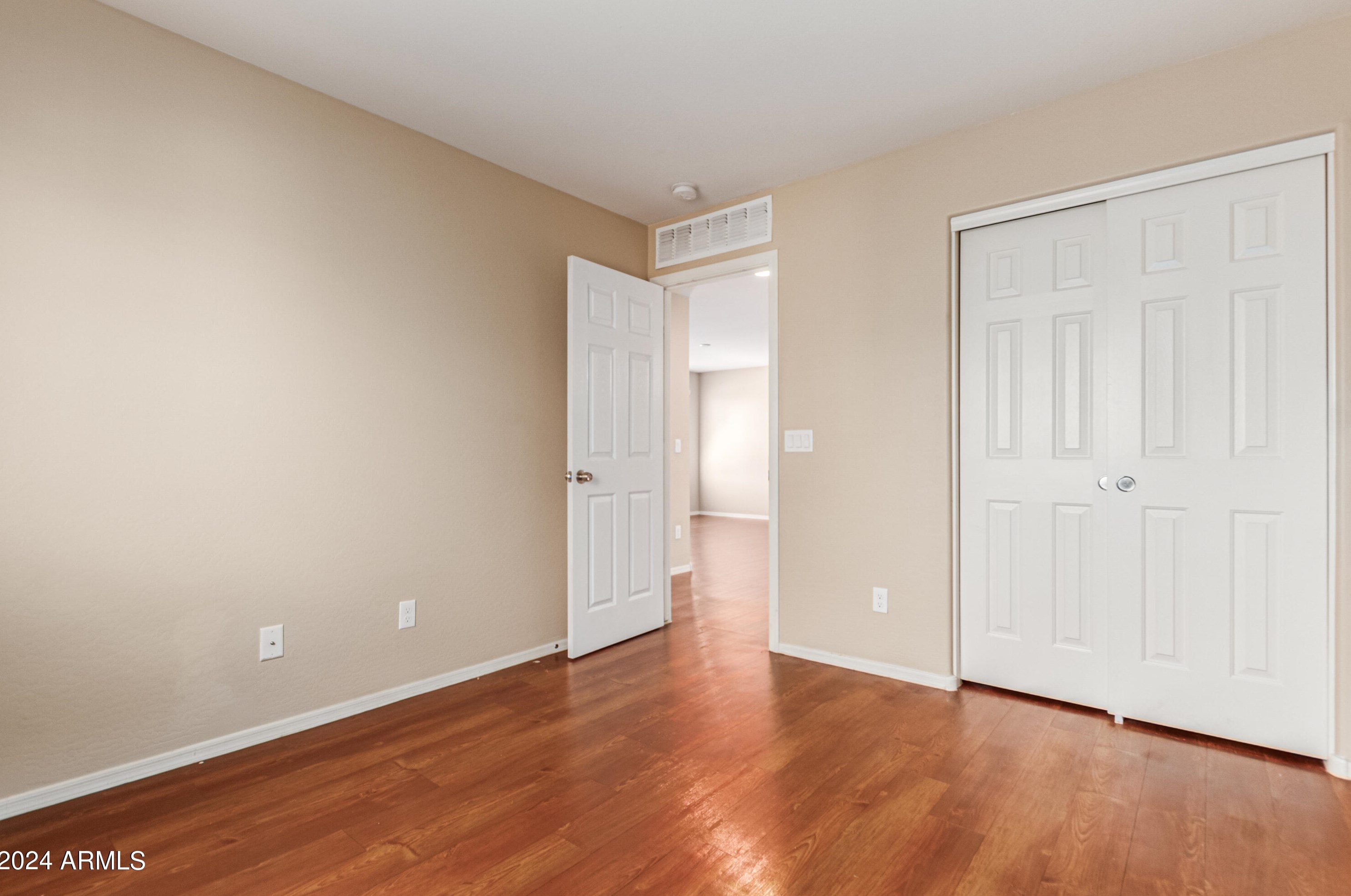 2335 73rd Dr, Phoenix AZ  85035-3268 exterior