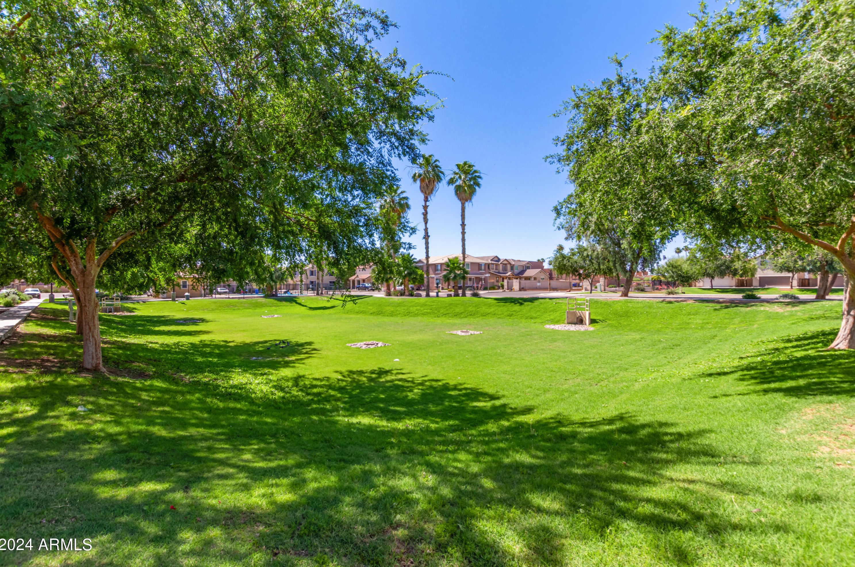 2335 73rd Dr, Phoenix AZ  85035-3268 exterior