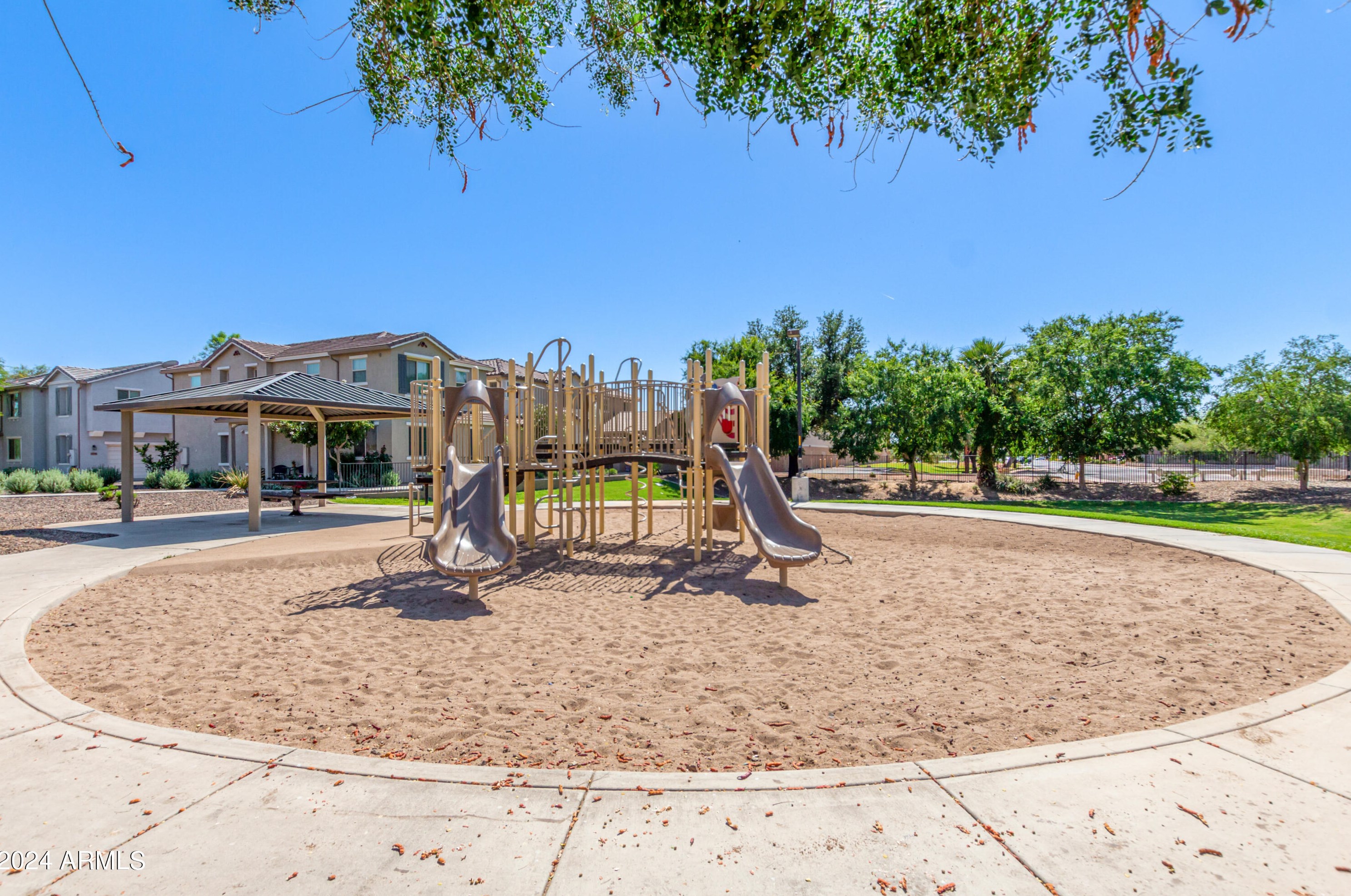 2335 73rd Dr, Phoenix AZ  85035-3268 exterior