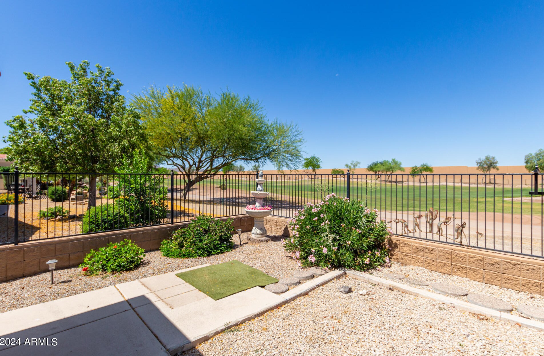 65 Seville Ln, Casa Grande AZ  85194-8472 exterior