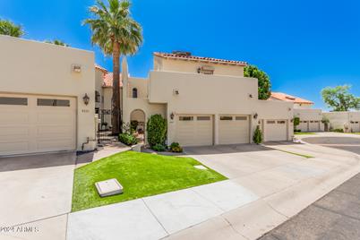 4547 N 52nd Place, Phoenix, AZ 85018 - Photo 1