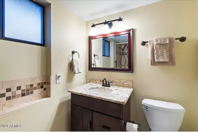 687 N May Street, Chandler, AZ 85226 - Photo 27