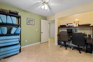 687 N May St, Chandler, AZ 85226 - Photo 25