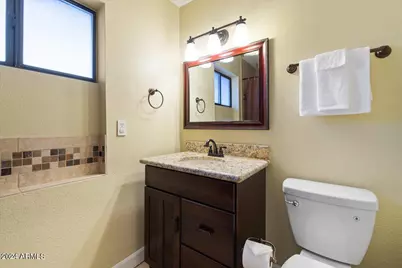 687 N May Street, Chandler, AZ 85226 - Photo 33