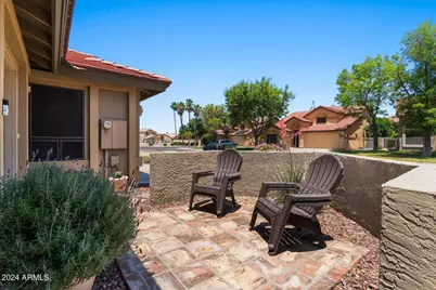 687 N May Street, Chandler, AZ 85226 - Photo 5