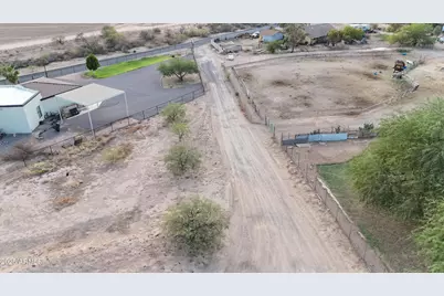 10891 E The Griffin Way #D, Valley Farms, AZ 85191 - Photo 11