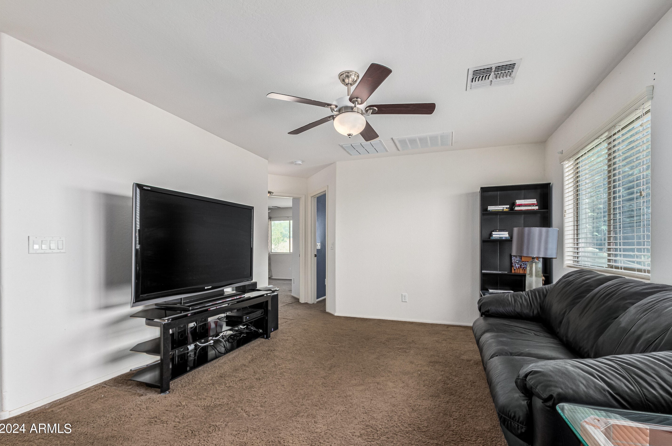 38538 Beverly Ave, San Tan Valley AZ  85140-4348 exterior