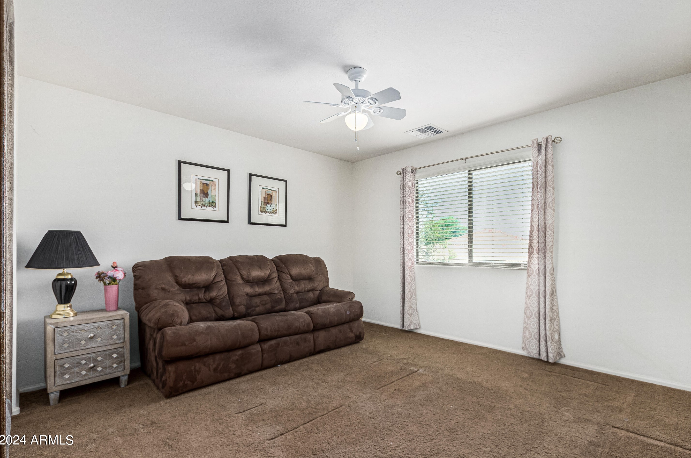 38538 Beverly Ave, San Tan Valley AZ  85140-4348 exterior