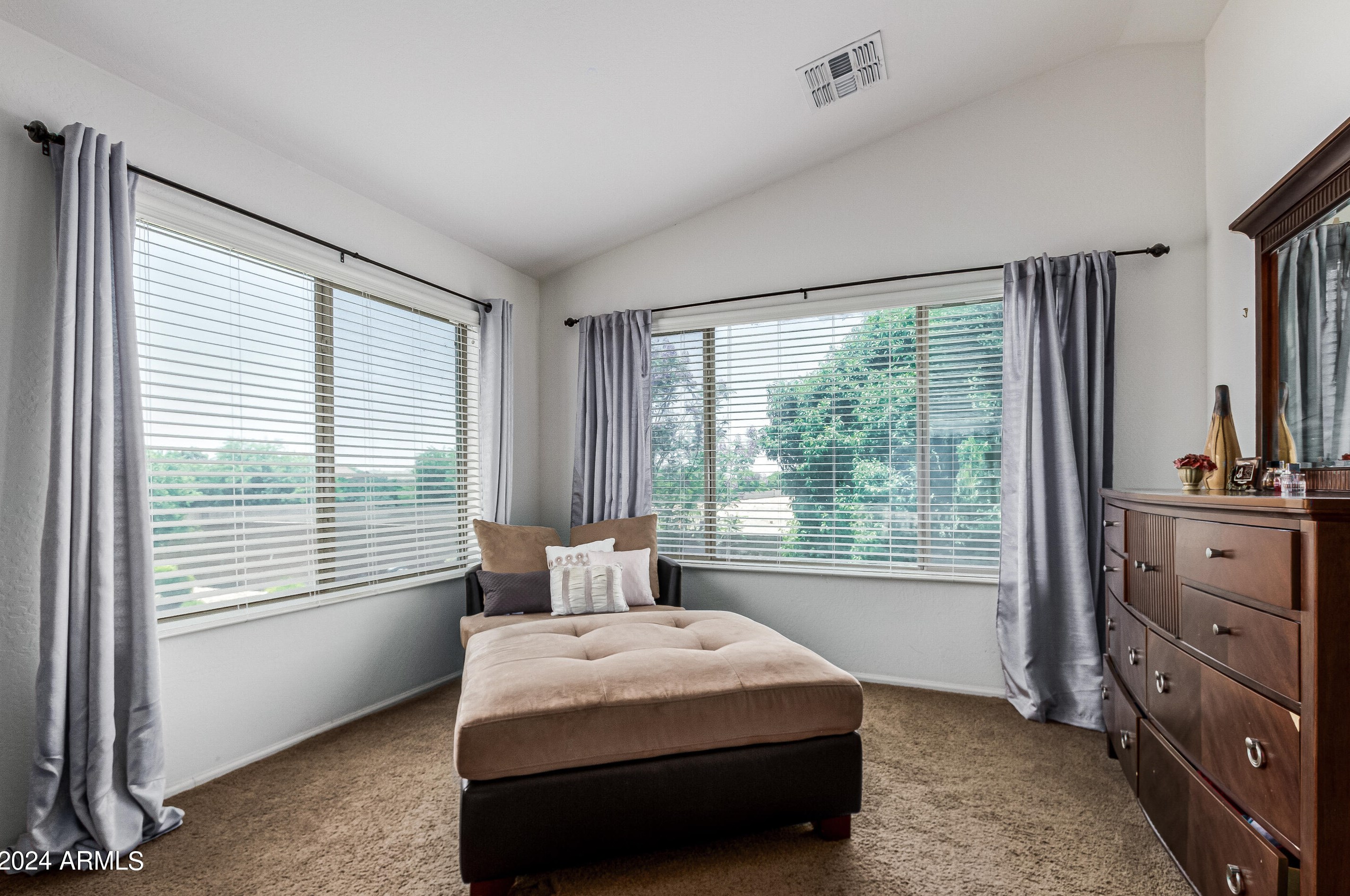 38538 Beverly Ave, San Tan Valley AZ  85140-4348 exterior