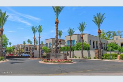 2 E Biltmore Estates Drive #101, Phoenix, AZ 85016 - Photo 1