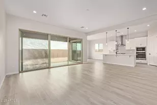 20247 W Hollyhock St, Buckeye, AZ 85396 - Photo 9