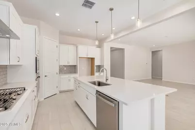 20272 W Hollyhock Street, Buckeye, AZ 85396 - Photo 3