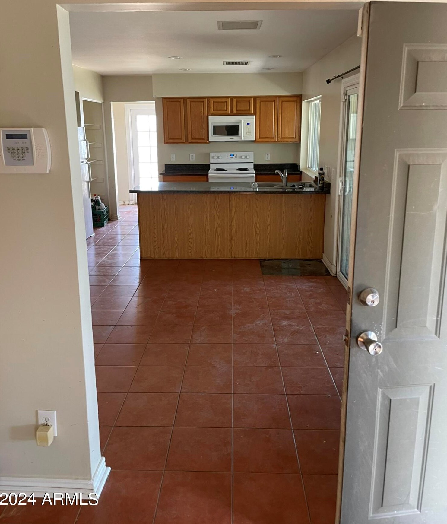 3749 Sahuaro Dr, Phoenix AZ  85028-3450 exterior