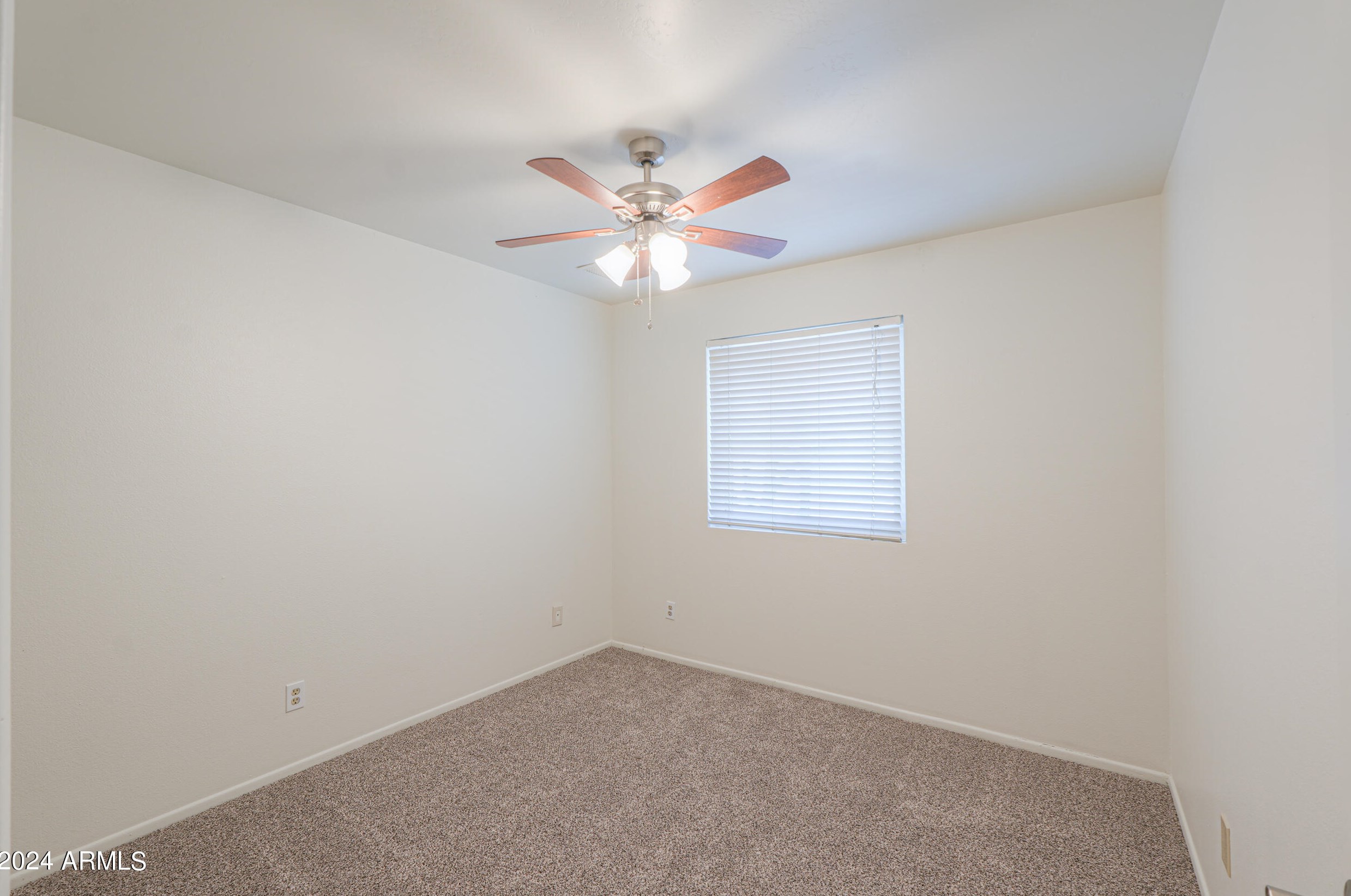 11030 42nd Ave, Phoenix AZ  85029-3856 exterior