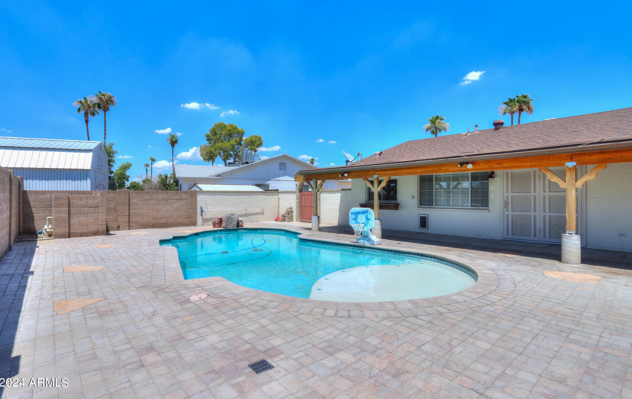 11030 42nd Ave, Phoenix AZ  85029-3856 exterior