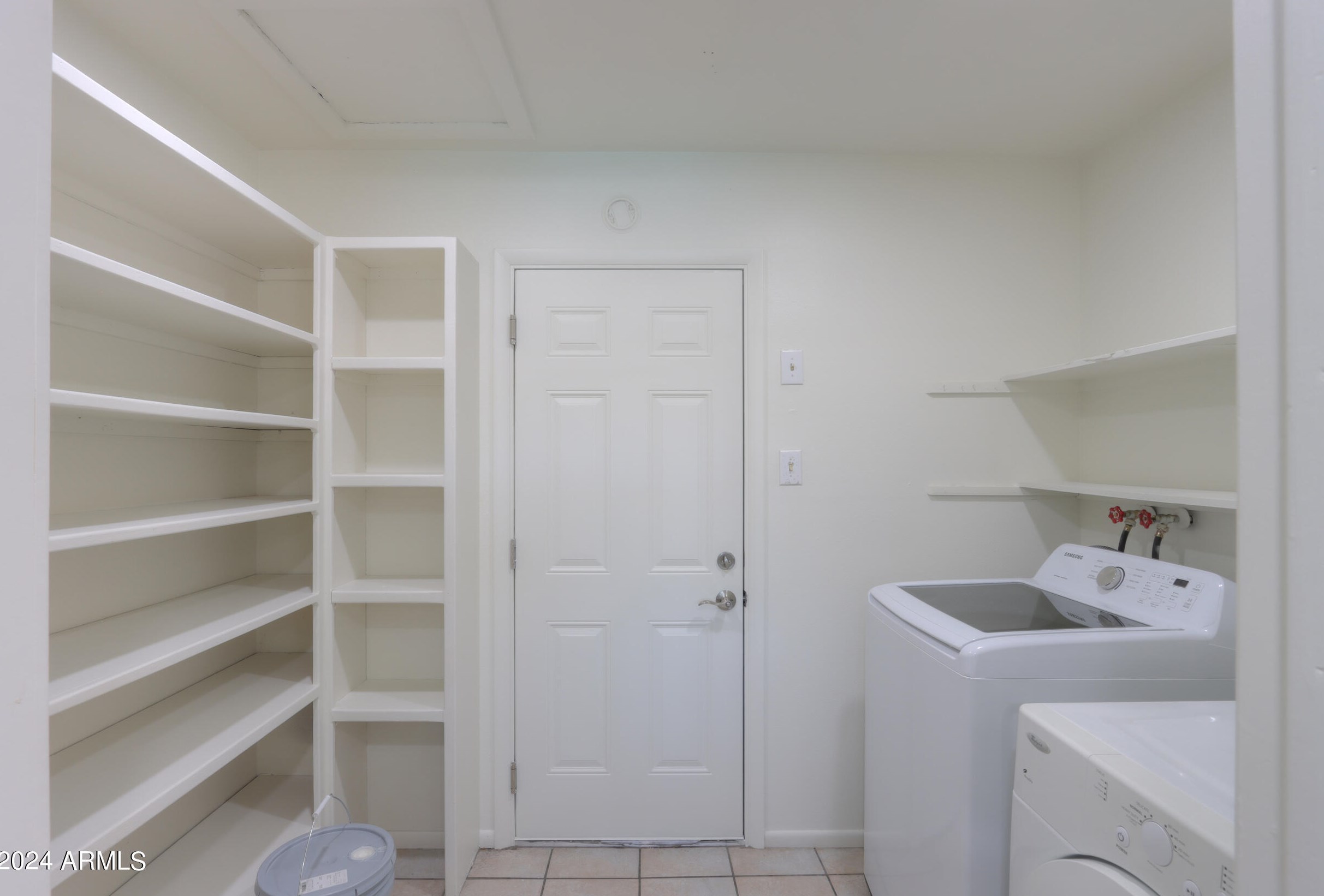 11030 42nd Ave, Phoenix AZ  85029-3856 exterior