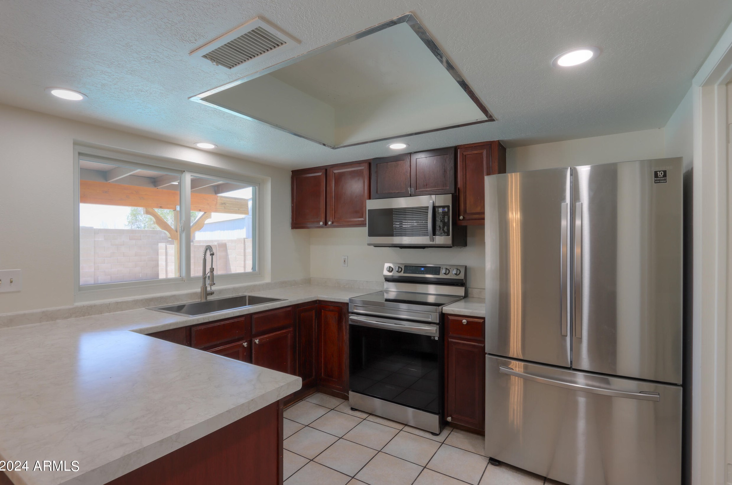 11030 42nd Ave, Phoenix AZ  85029-3856 exterior