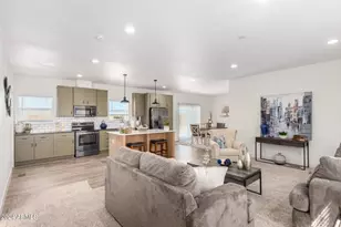 900 N Windy Meadow Ln, Maricopa, AZ 85139 - Photo 5