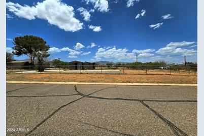 431 Sunrise Circle #431, Sierra Vista, AZ 85635 - Photo 1