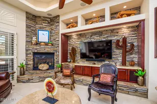 9233 S Krista Dr E, Goodyear, AZ 85338 - Photo 9