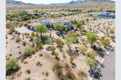 9233 S Krista Drive E, Goodyear, AZ 85338 - Photo 89