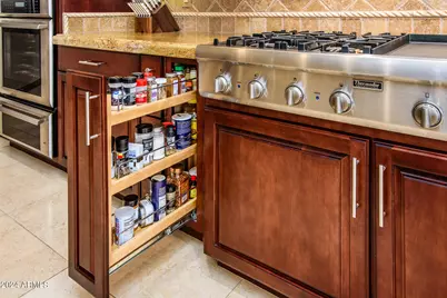 9233 S Krista Drive E, Goodyear, AZ 85338 - Photo 17