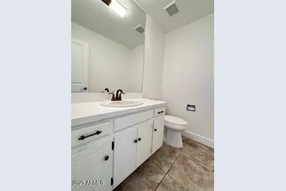 7730 E Minnezona Avenue, Scottsdale, AZ 85251 - Photo 9