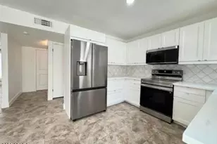 7730 E Minnezona Ave, Scottsdale, AZ 85251 - Photo 17