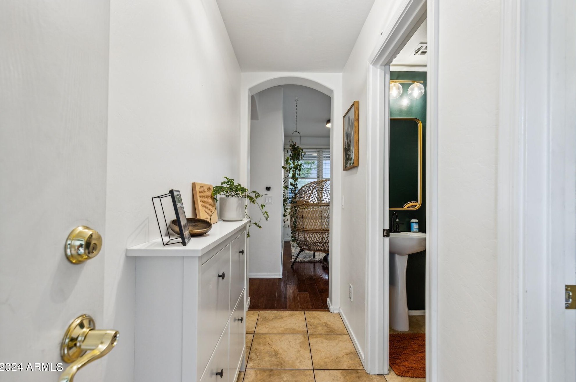 2344 Wayland Dr, Phoenix AZ  85040-3496 exterior