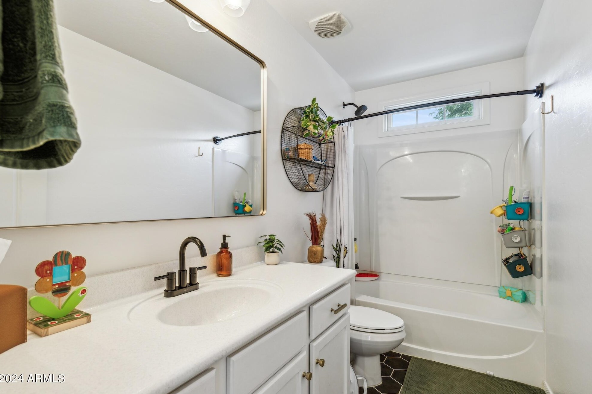 2344 Wayland Dr, Phoenix AZ  85040-3496 exterior