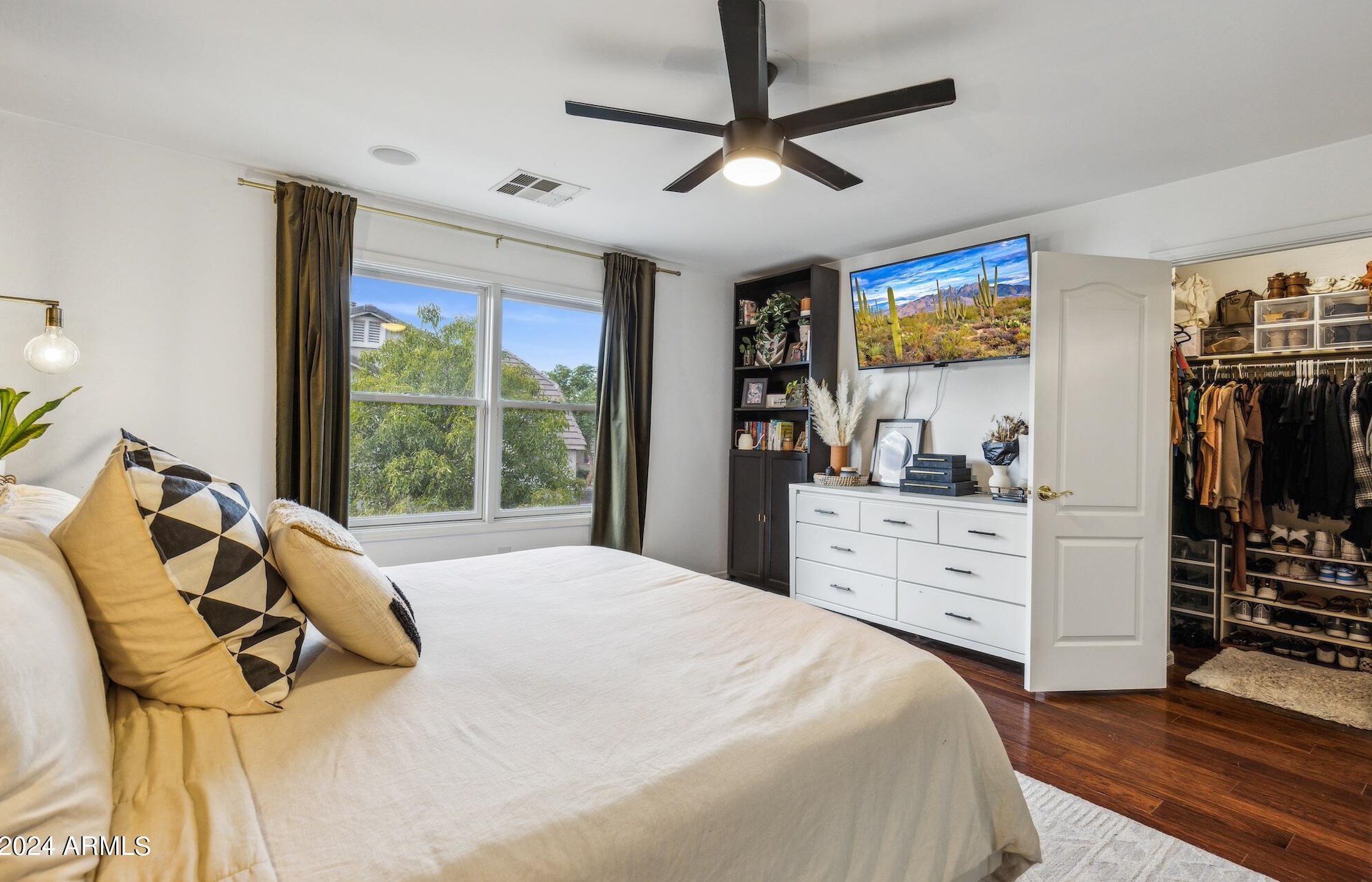 2344 Wayland Dr, Phoenix AZ  85040-3496 exterior