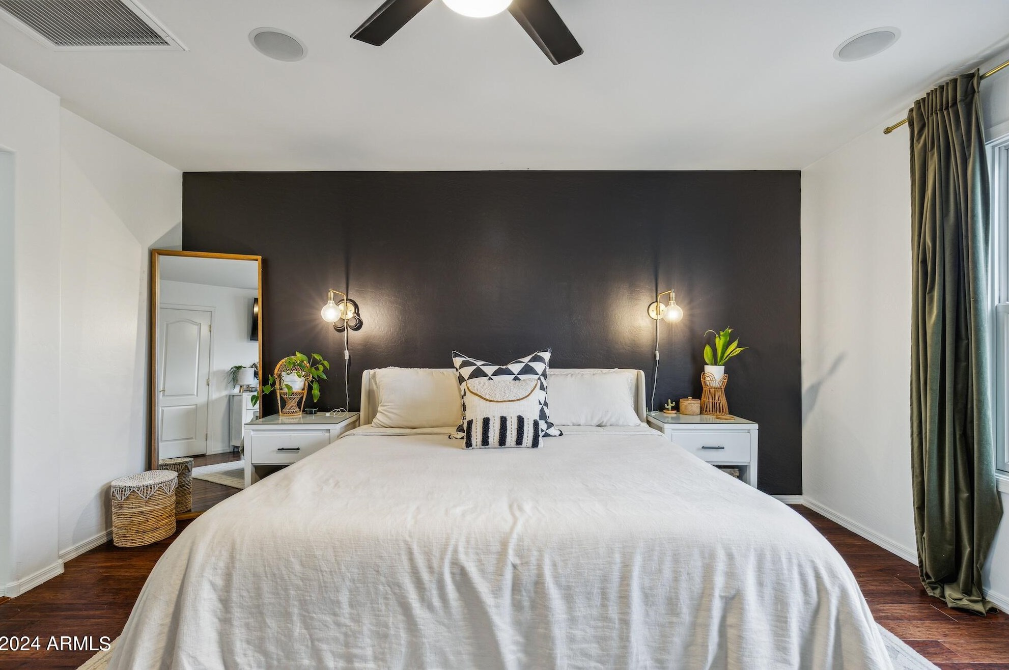 2344 Wayland Dr, Phoenix AZ  85040-3496 exterior