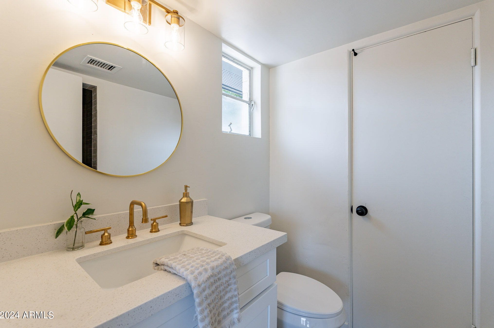 1934 Osborn Rd, Phoenix AZ 85019-3908 exterior