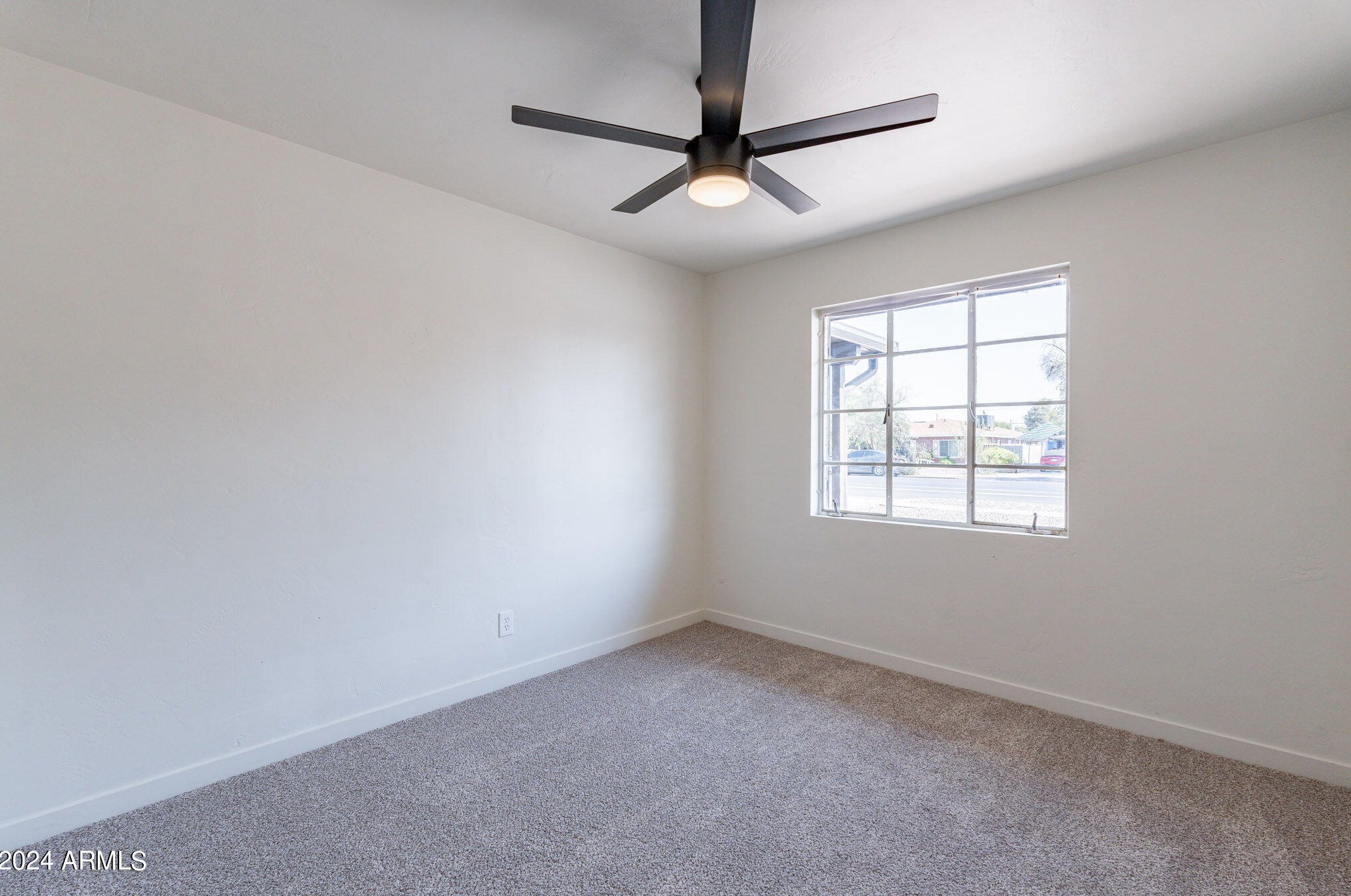 1934 Osborn Rd, Phoenix AZ 85019-3908 exterior