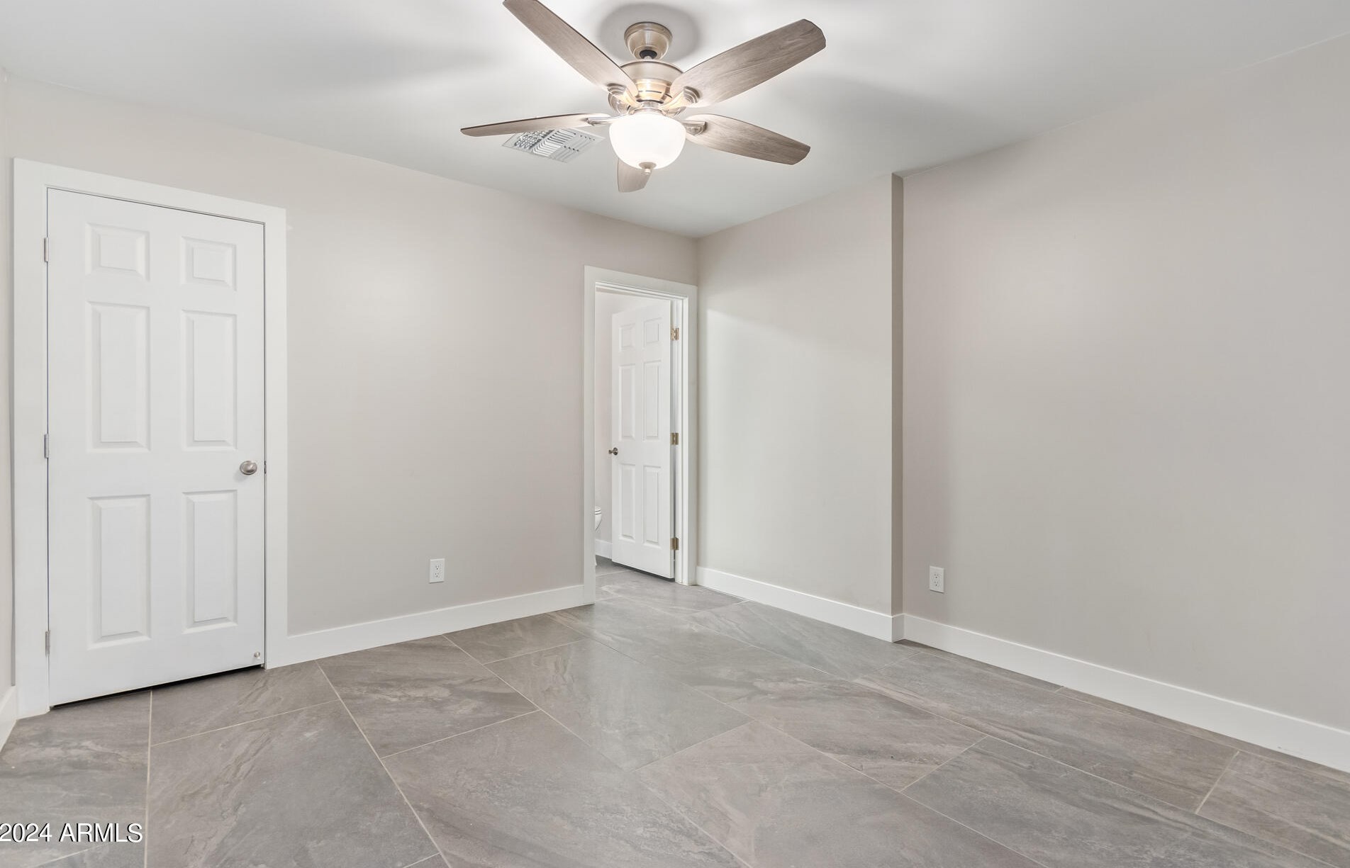 1941 Mitchell Dr, Phoenix AZ  85015-5714 exterior
